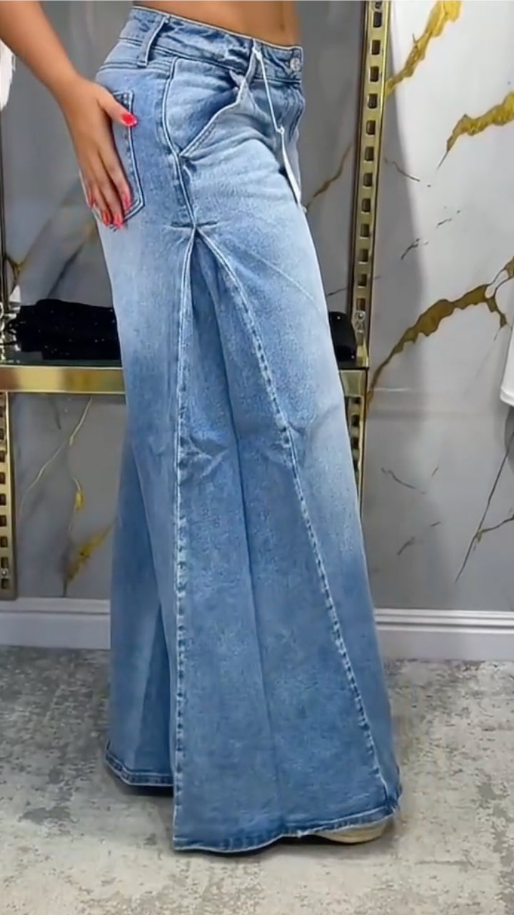 Light Wash Wide Leg Denim Jeans
