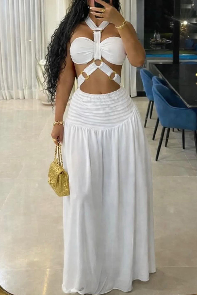 Women's  Casual Sleeveless Halter Maxi Dress with Cutout Waist and Flowy Skirt
