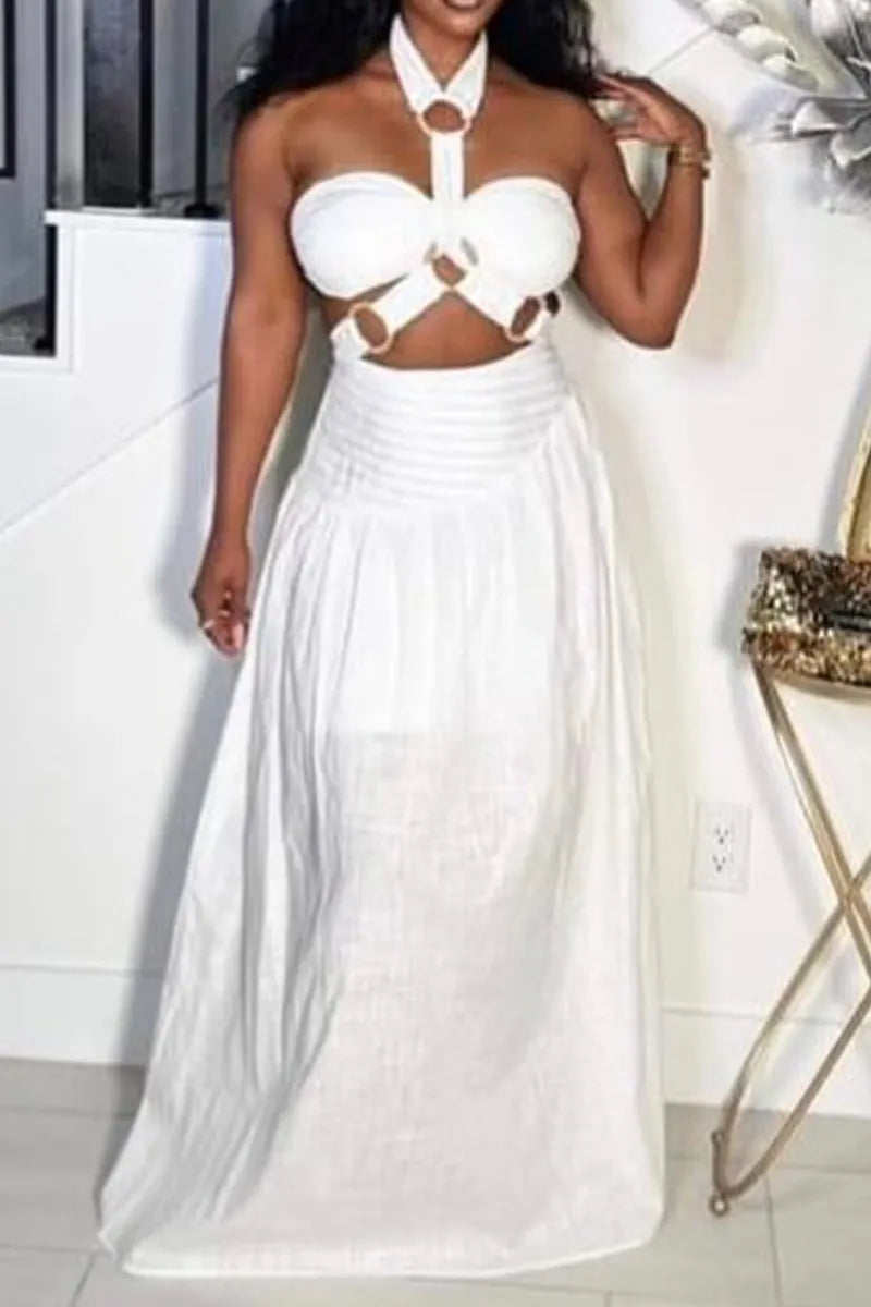 Women's  Casual Sleeveless Halter Maxi Dress with Cutout Waist and Flowy Skirt