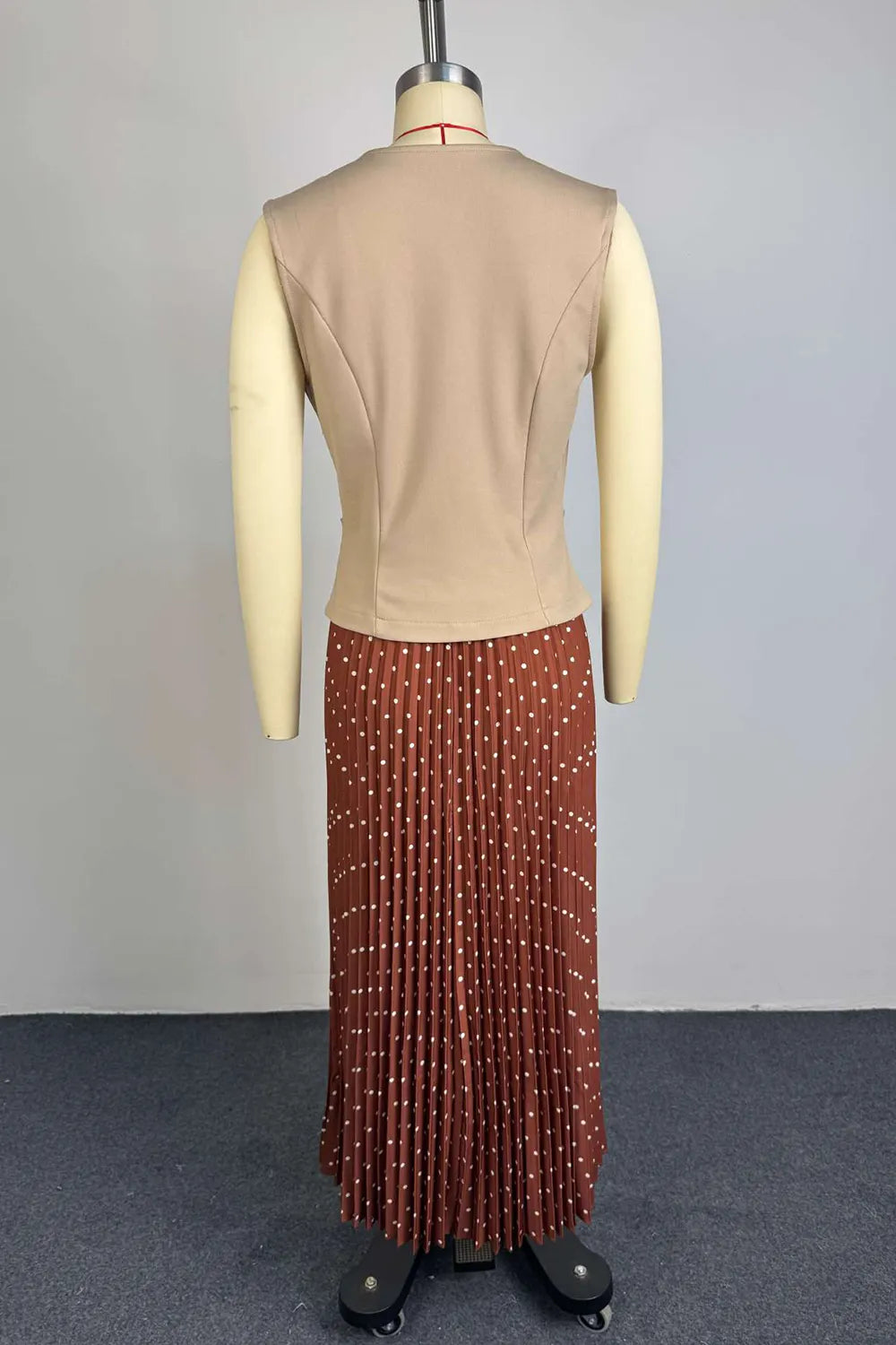Round Neck Slit Vest Polka Dot Print Pleated Maxi Skirt Casual 2pcs Set-Khaki