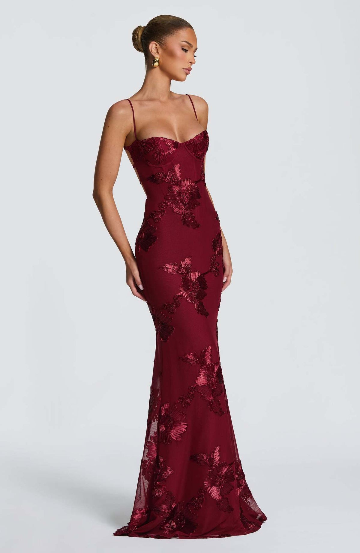 Luminous Golden Floral Embroidered Sweetheart Evening Gown