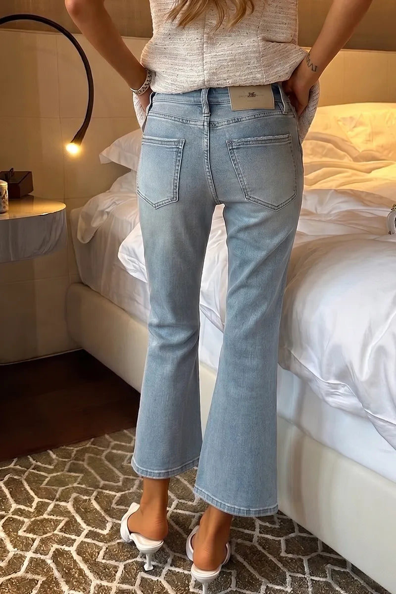 Women's Minimalist Cropped Bootcut Casual Jeans