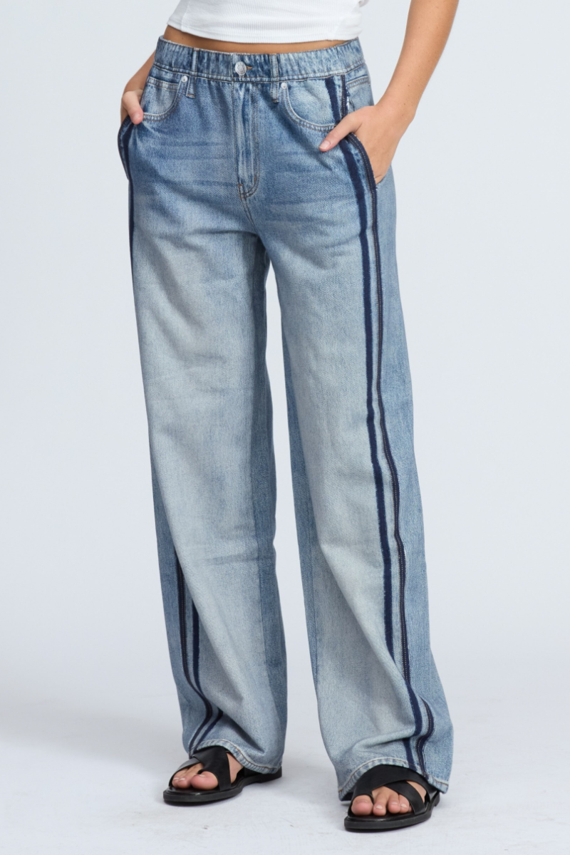Womens Wash Vertical Pattern Casual Jeans