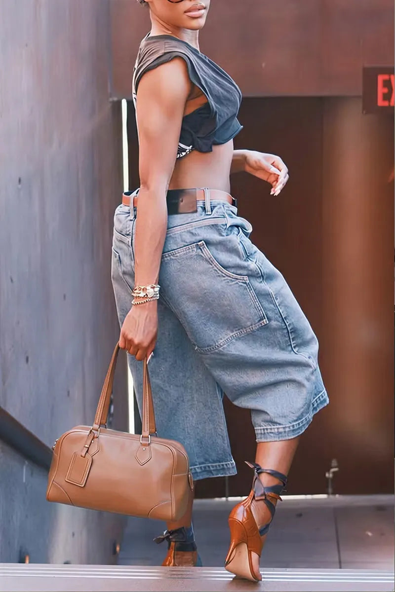 Women Light Wash Oversized Patch Pocket Capri Denim Culottes