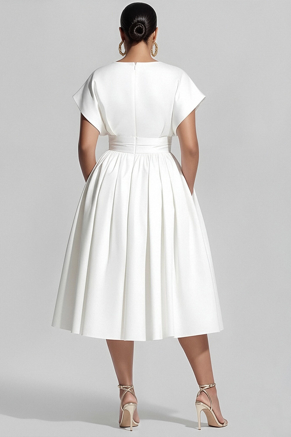 Daily White Round Neck Short Sleeve Pocket Midi Dresses