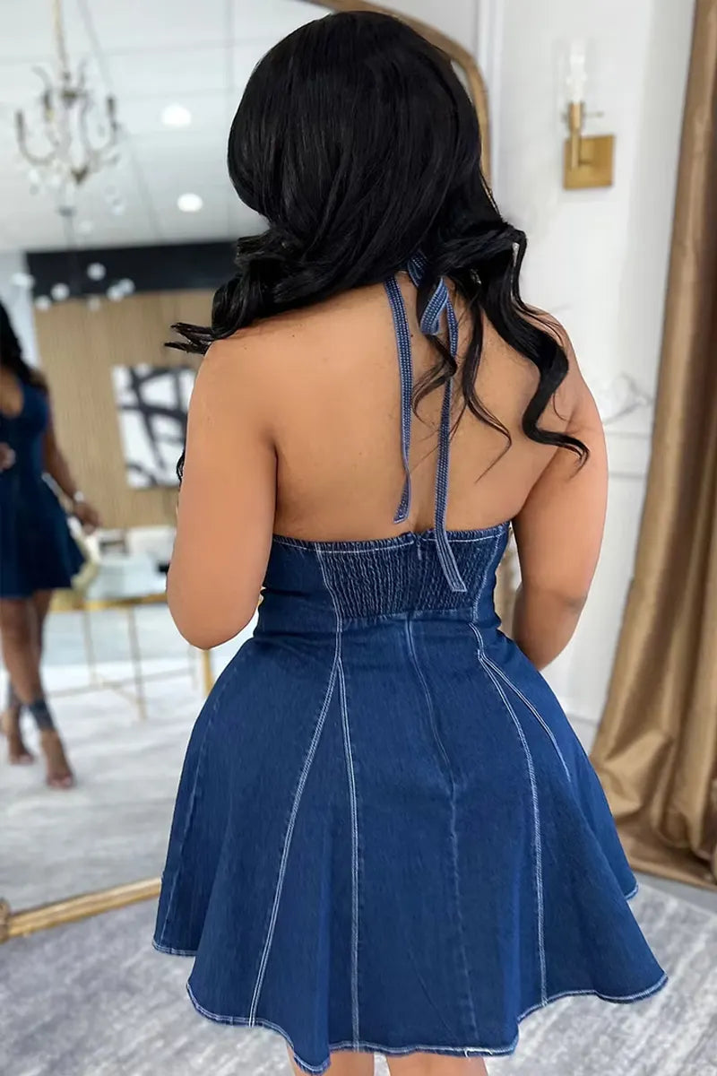 Women's Dark Wash Denim Dress with Form-Fitting Bodice and Flared Skirt