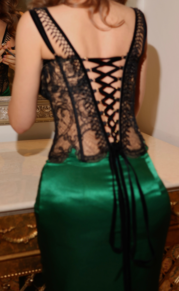 Black Lace Deep V Lace-Up Back Emerald Satin Mermaid Dress