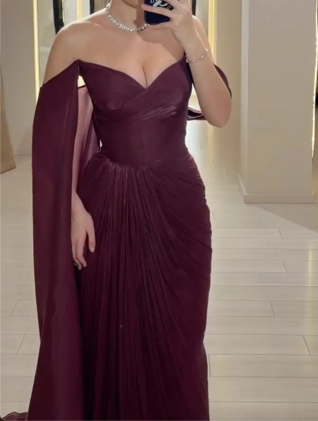 Burgundy Off-the-Shoulder Pleated Maxi Dress - Sweetheart Neck Formal Evening Gown with Cape