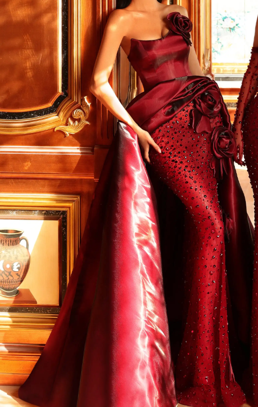 Luxury Floral Appliqué Prom Gown in Burgundy