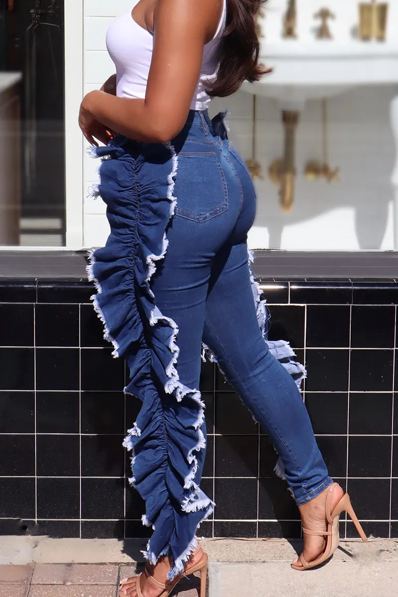 Women's Distressed Skinny Jeans With Asymmetrical Hem