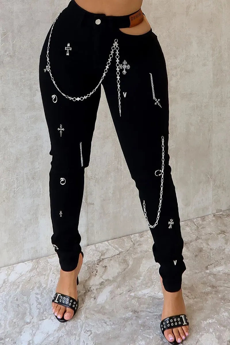 Women's Casual Strapless Top With Decorative Accent＆Tight Fitting Trousers With Chain Detail