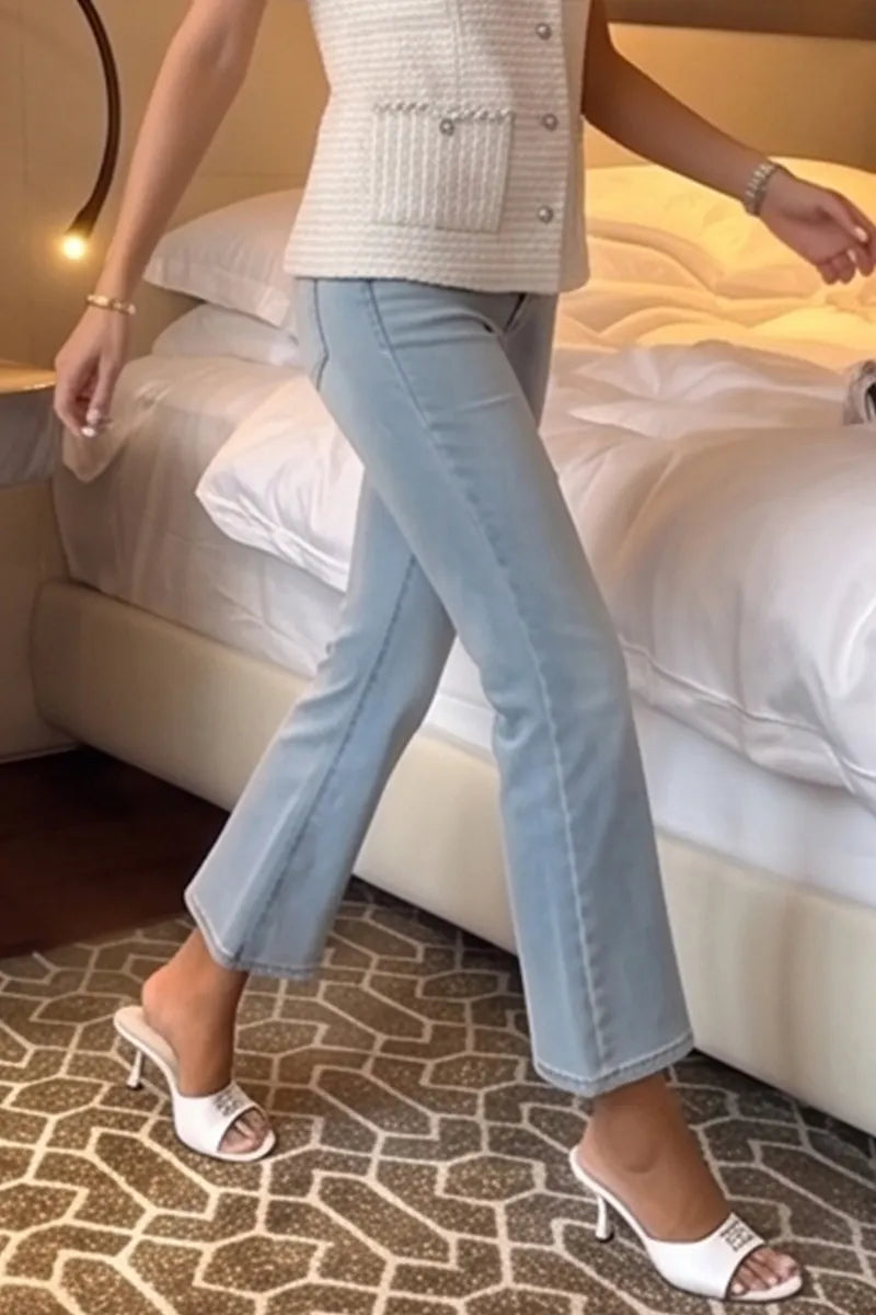 Women's Minimalist Cropped Bootcut Casual Jeans