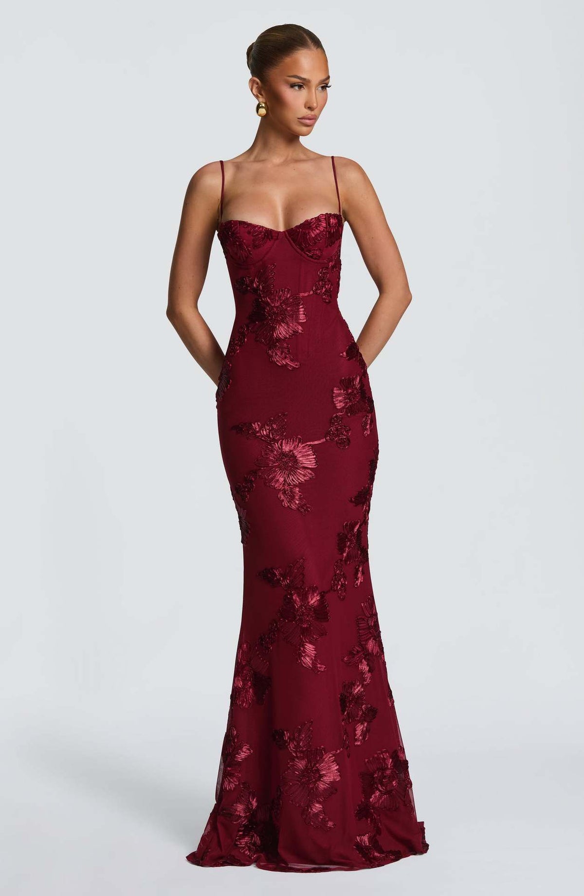 Luminous Golden Floral Embroidered Sweetheart Evening Gown