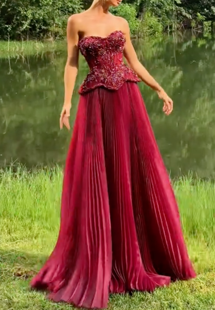 Women's Burgundy Strapless Corset Pleated Formal Dress